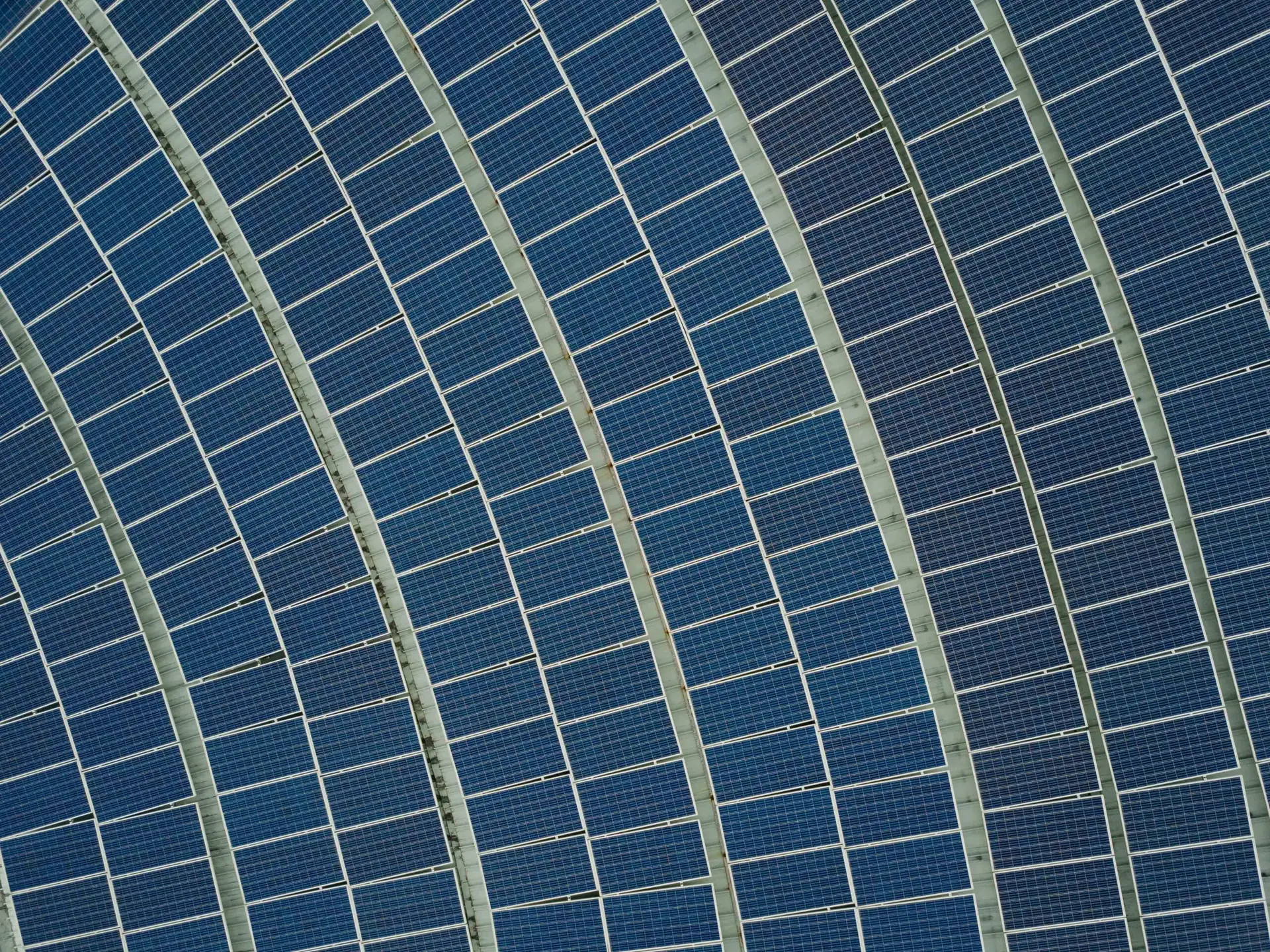 idian Group in Esslingen sucht Fläche für EEG Solar, Grüner Wasserstoff und Speicher projekte